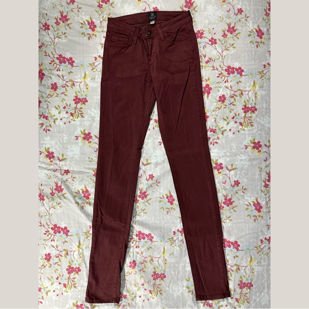 Red Jeans - Picture 4 of 5